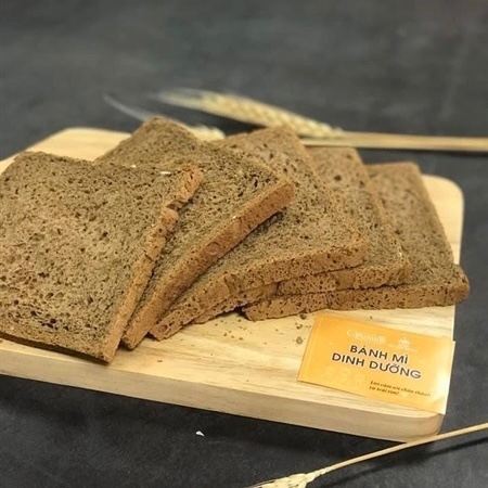 Bánh mì gối lúa mì đen BNSG 300g